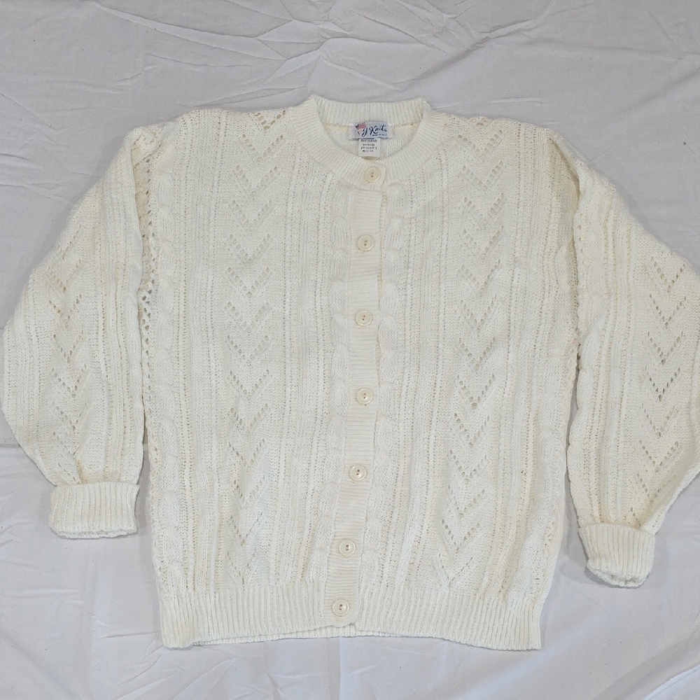 Chic Cream Cardigan Sweater